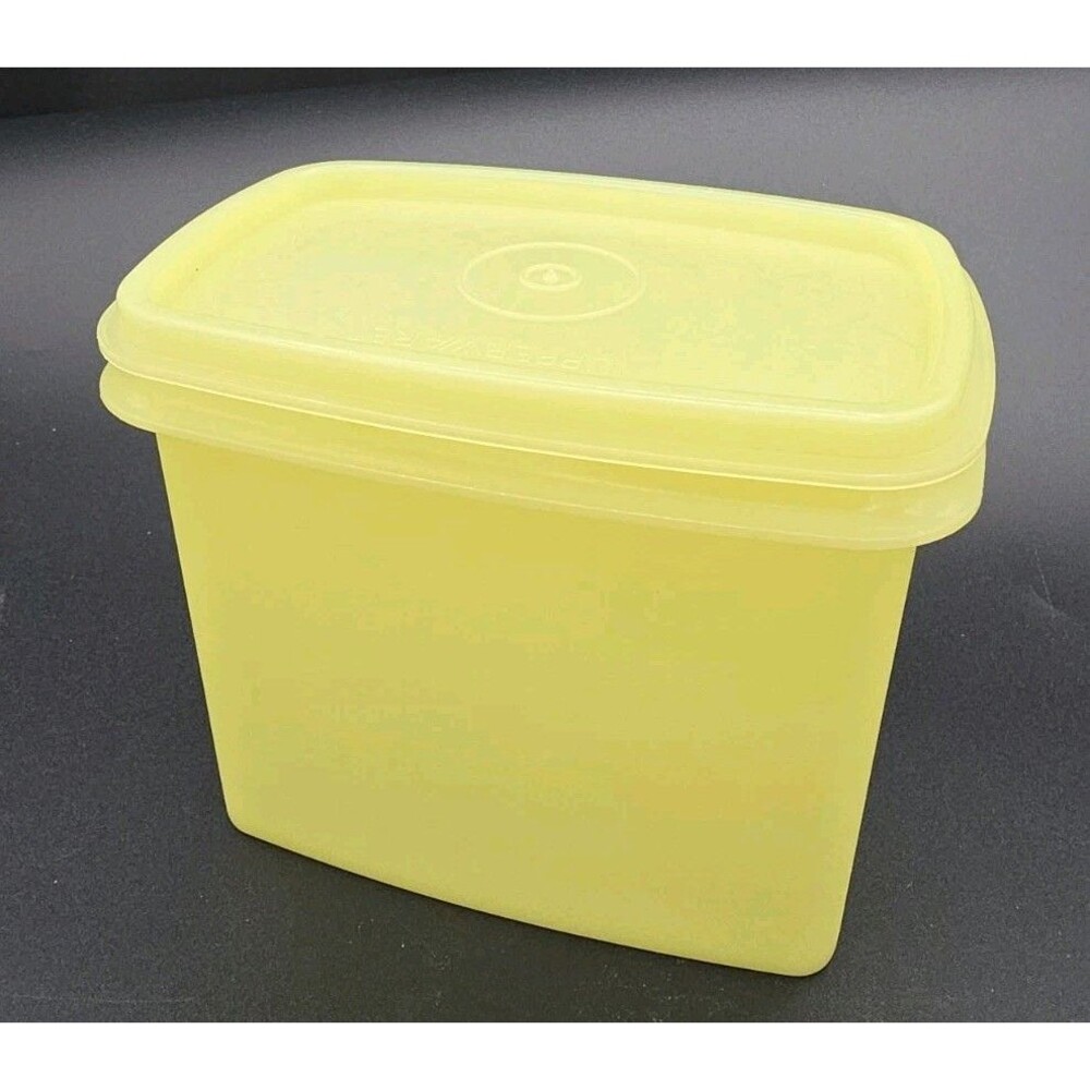 Tupperware Yellow Rectangular Storage Container 1243-7 w/ Lid Vintage EUC